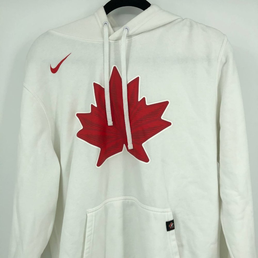 Nike White & Red Basic Pullover Sweatshirt | Long… - image 5
